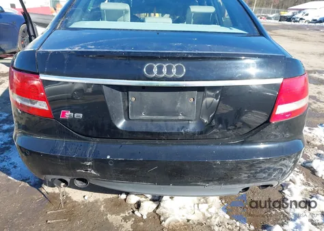 2007 Audi S6 5.2 z USA, uszkodzony, nr VIN WAUGN74F47N047999